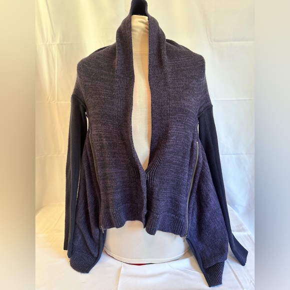 Lululemon Wrap It Up 100% Merino Wool Sweater Size 6 - Picture 2 of 13
